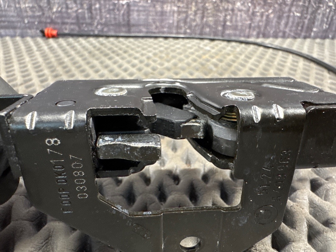 Замок багажника, 1080 рублей, Красноярск