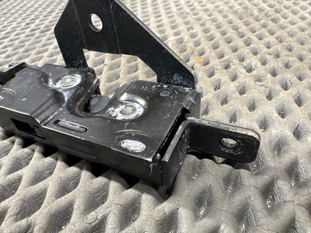 Замок багажника, 1080 рублей, Красноярск