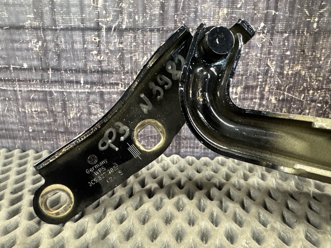 Петля багажника, 430 рублей, Красноярск