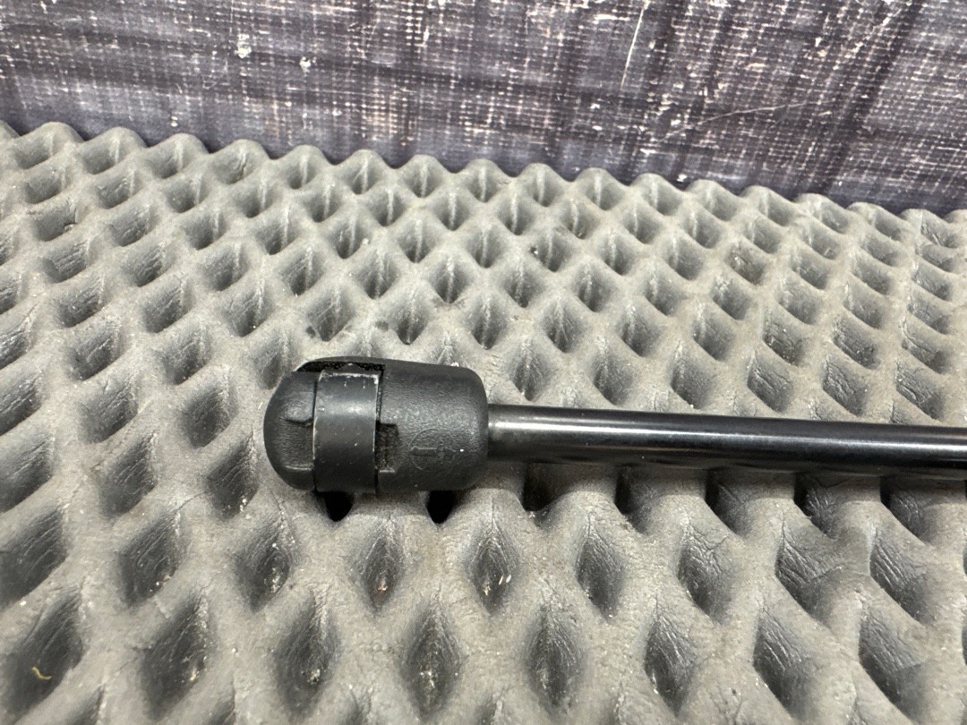 Амортизатор багажника, 302 рублей, Красноярск