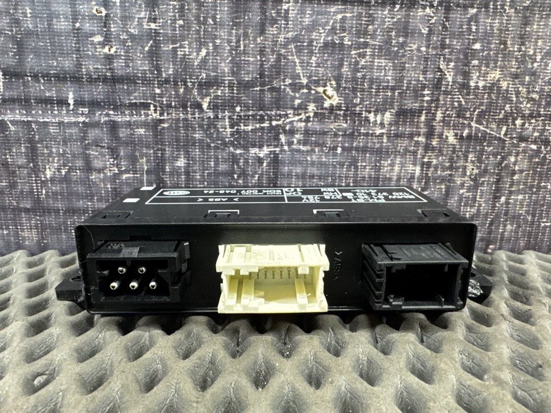 Блок управления зеркалами, 272 рублей, Красноярск