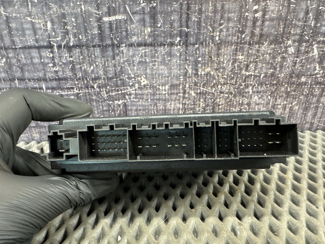 Блок управления бортовой сети, 3002 рублей, Красноярск