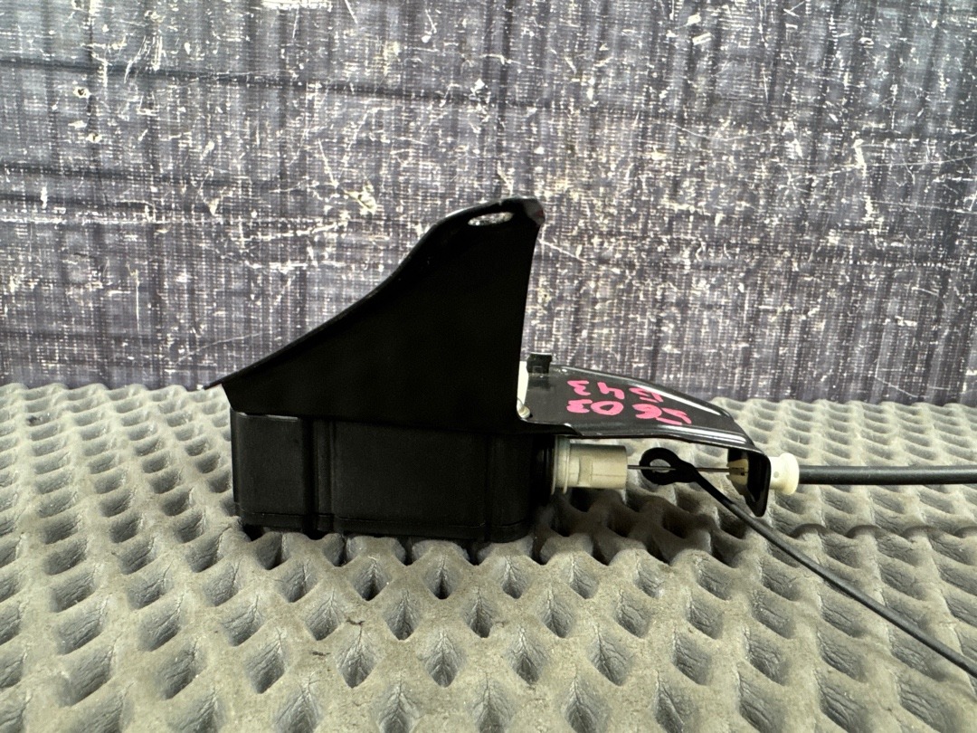 Замок лючка бензобака, 272 рублей, Красноярск