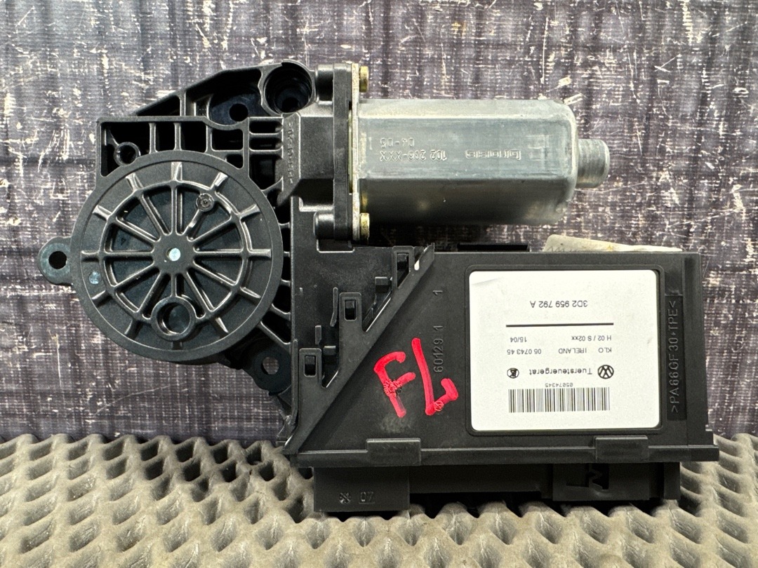 Мотор стеклоподъемника, 2573 рублей, Красноярск