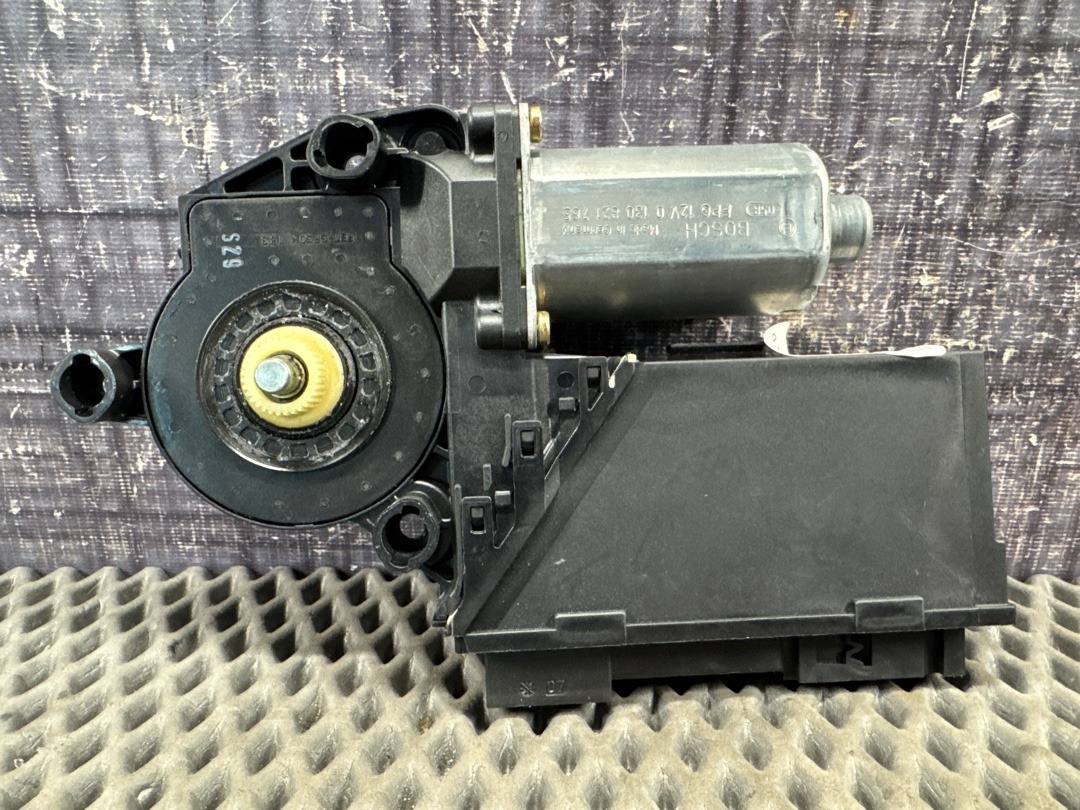 Мотор стеклоподъемника, 2145 рублей, Красноярск