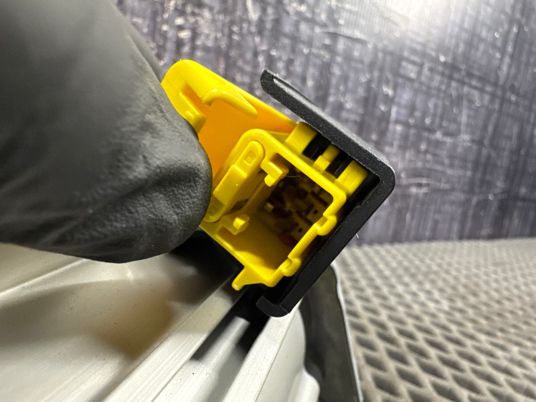 Подушка безопасности, 2145 рублей, Красноярск