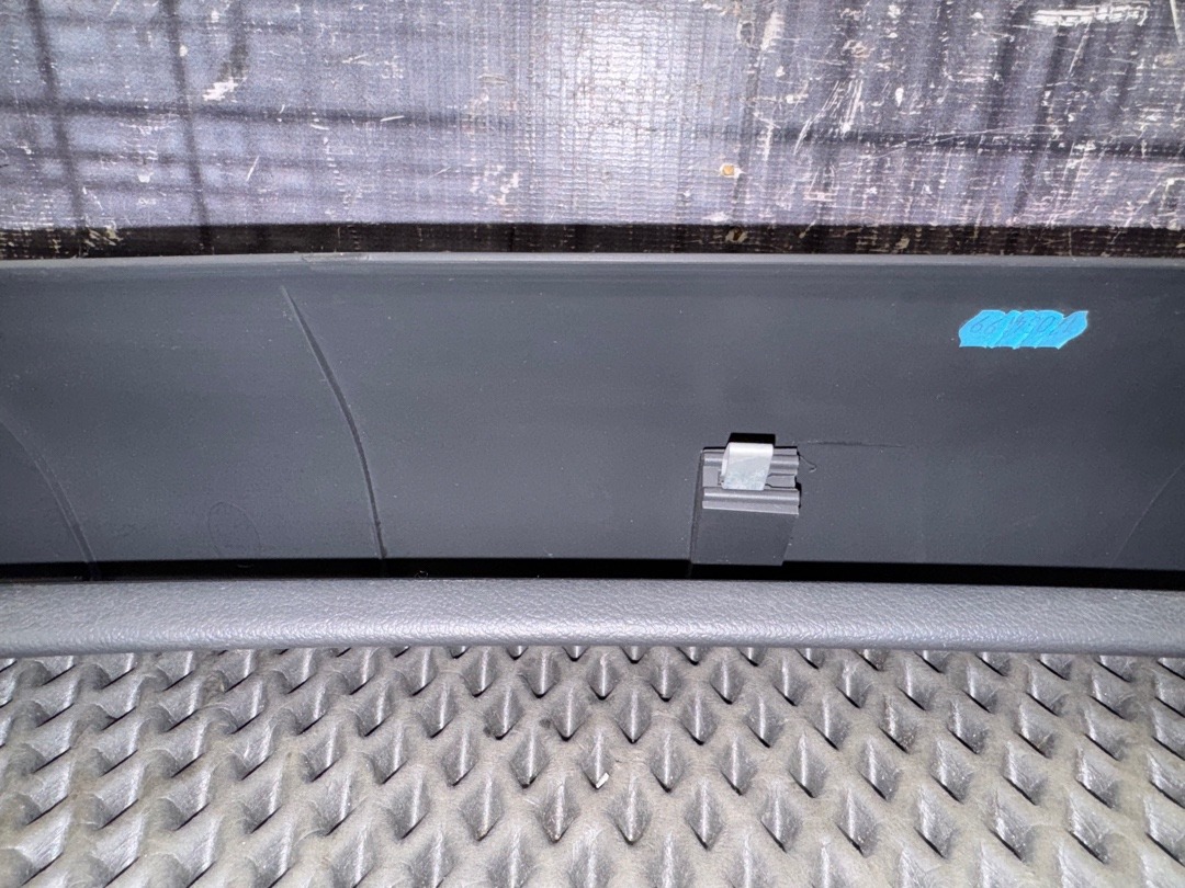 Обшивка крышки багажника, 343 рублей, Красноярск