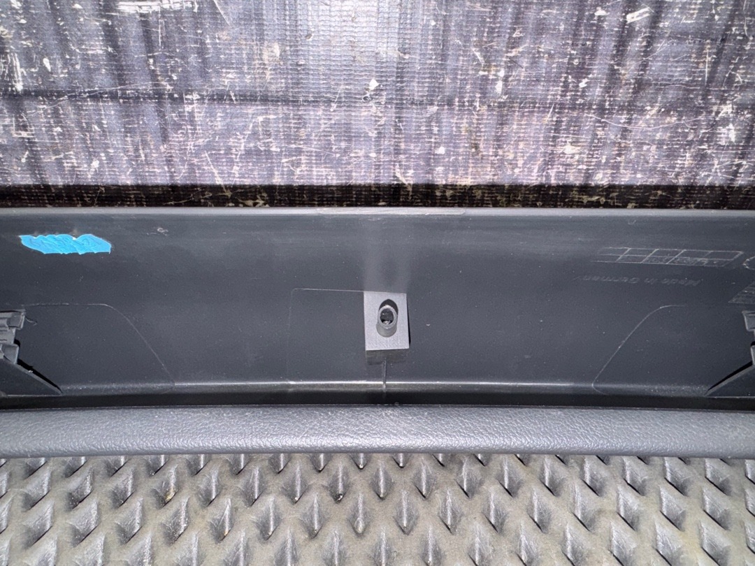 Обшивка крышки багажника, 343 рублей, Красноярск