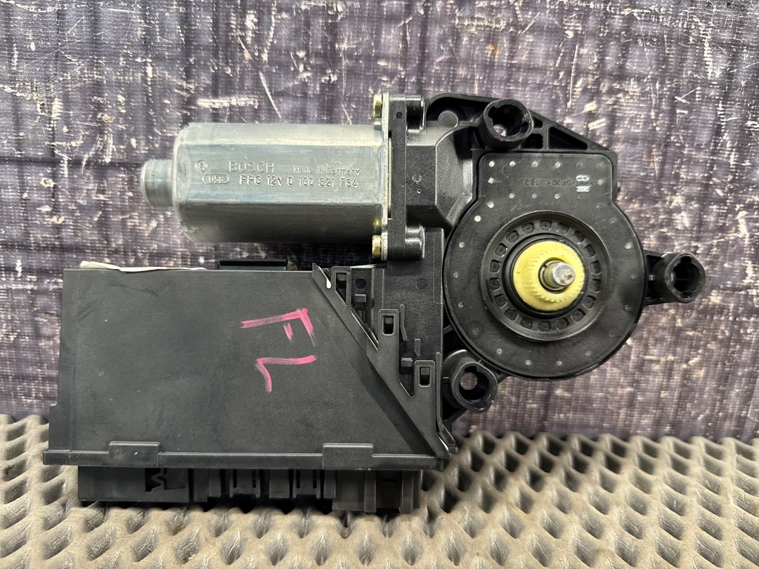 Мотор стеклоподъемника, 2573 рублей, Красноярск