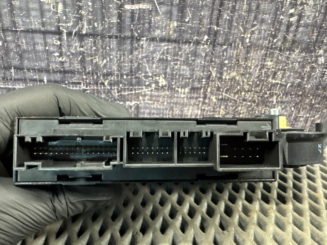 Мотор стеклоподъемника, 2573 рублей, Красноярск