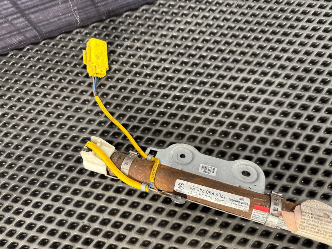 Подушка безопасности, 1029 рублей, Красноярск