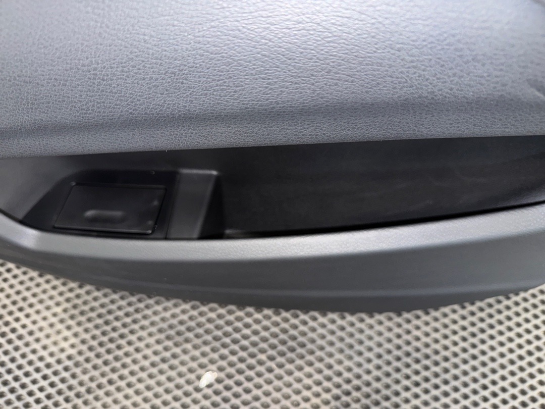 Комплект обшивок дверей, 6610 рублей, Красноярск