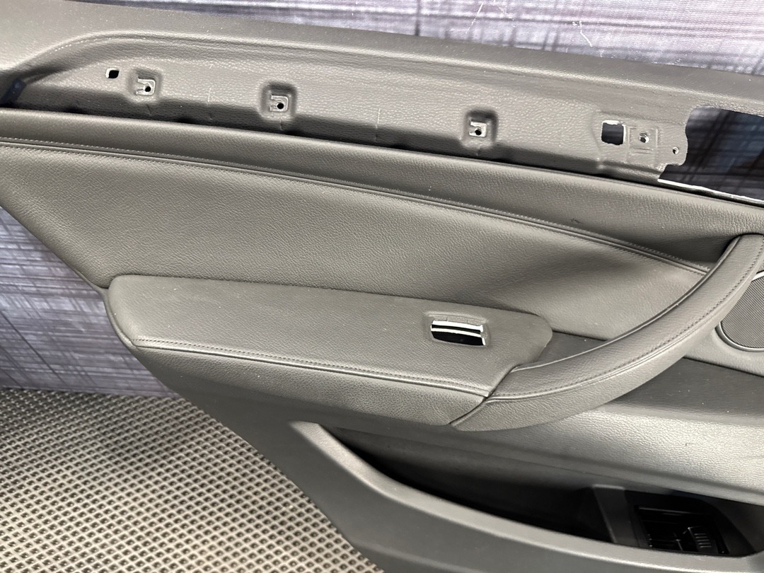 Комплект обшивок дверей, 6610 рублей, Красноярск