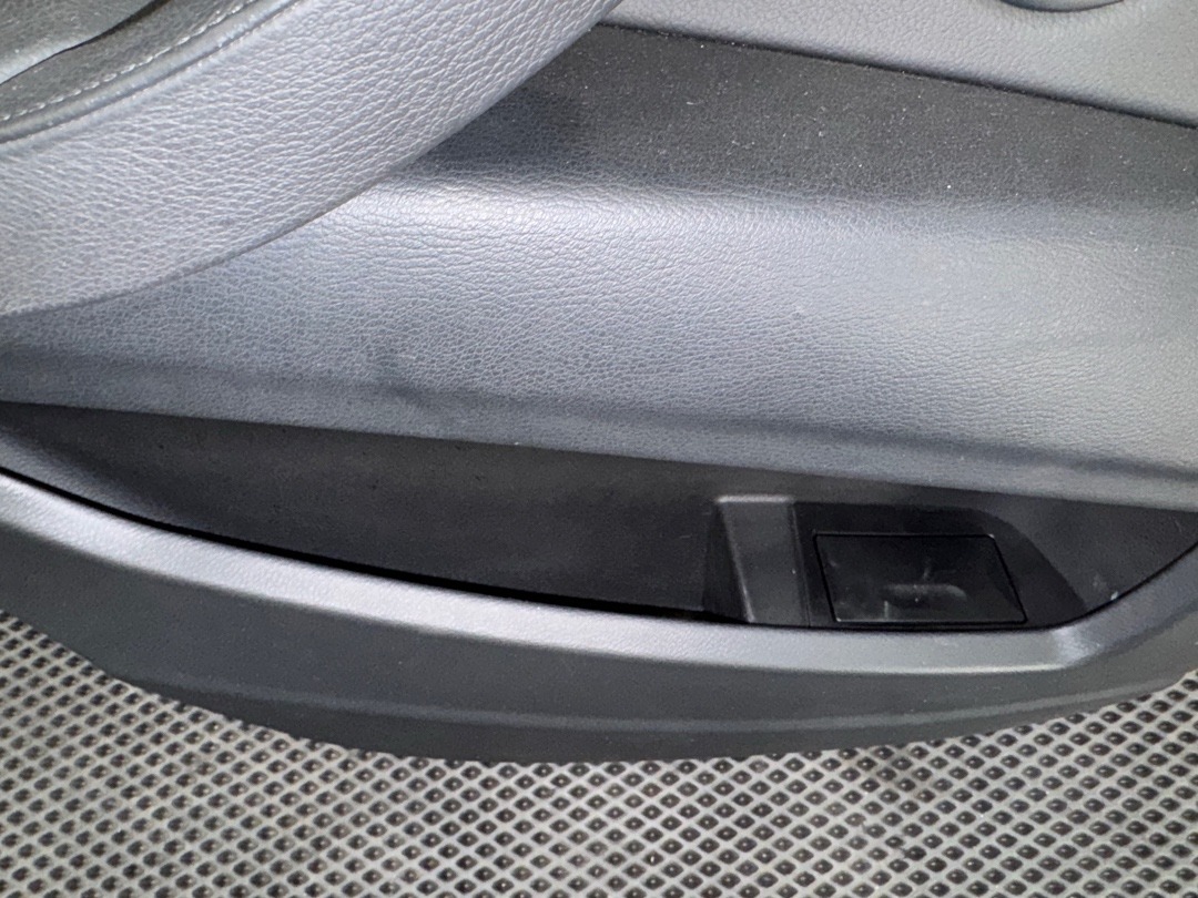 Комплект обшивок дверей, 6610 рублей, Красноярск