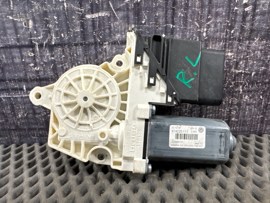 Мотор стеклоподъемника, 1287 рублей, Красноярск