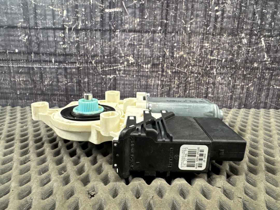 Мотор стеклоподъемника, 1287 рублей, Красноярск