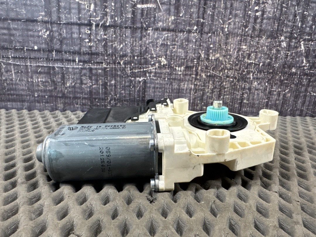 Мотор стеклоподъемника, 1287 рублей, Красноярск