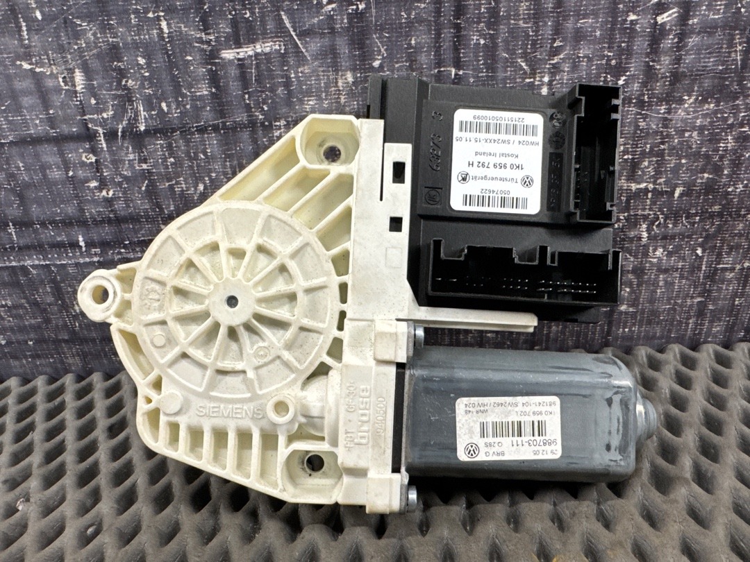 Мотор стеклоподъемника, 2145 рублей, Красноярск