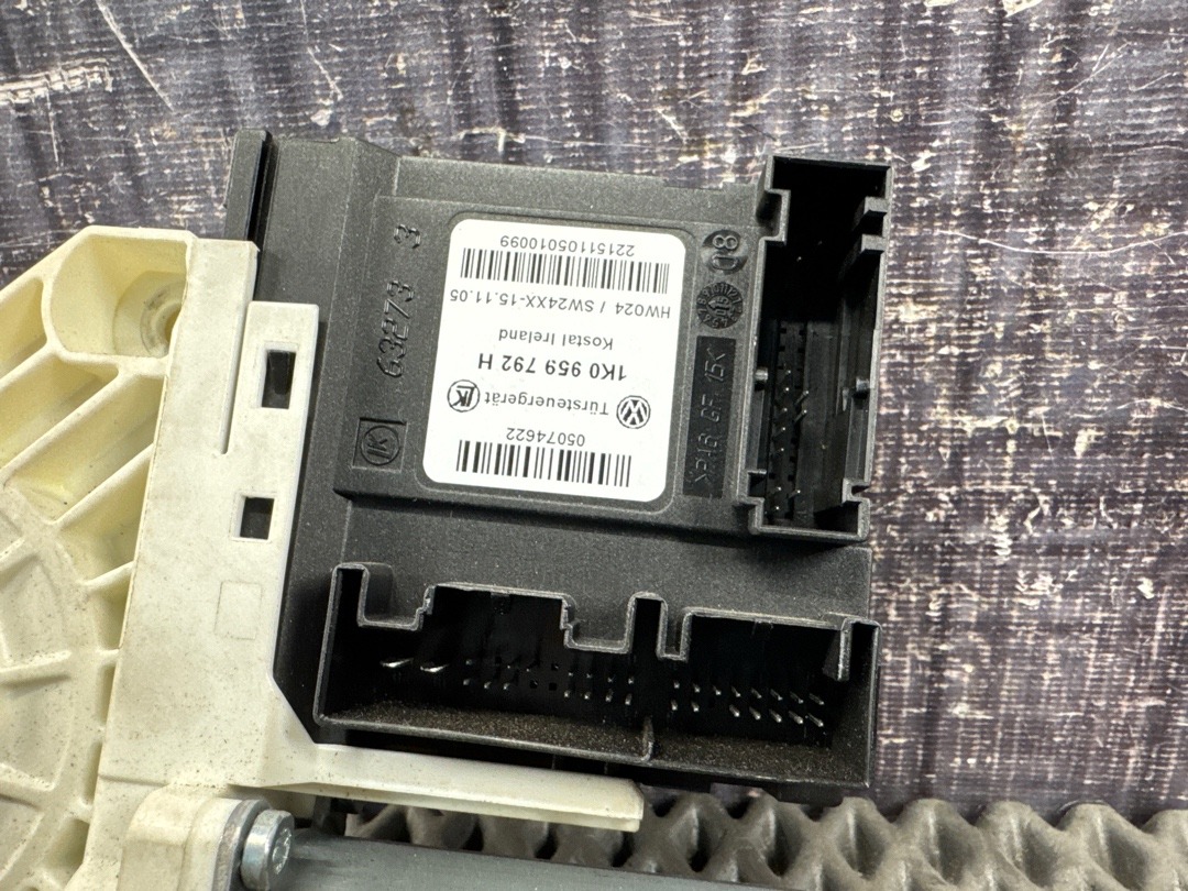 Мотор стеклоподъемника, 2145 рублей, Красноярск