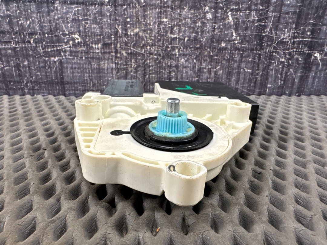 Мотор стеклоподъемника, 2145 рублей, Красноярск