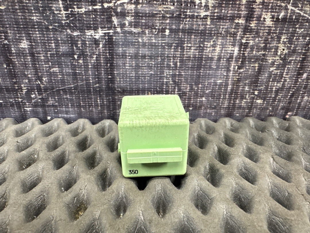 Реле, 163 рублей, Красноярск