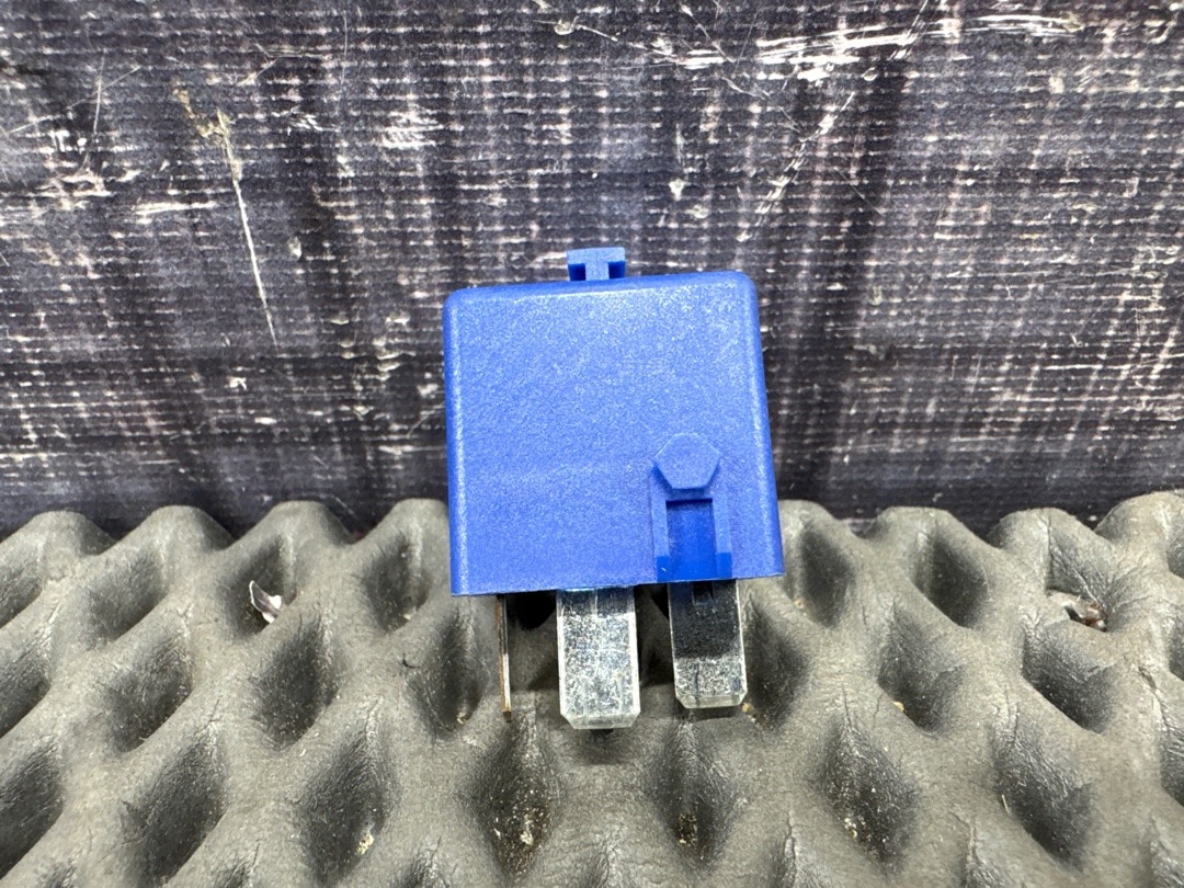 Реле, 163 рублей, Красноярск