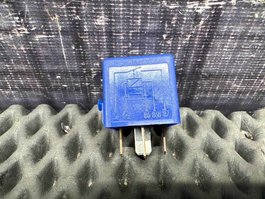 Реле, 163 рублей, Красноярск