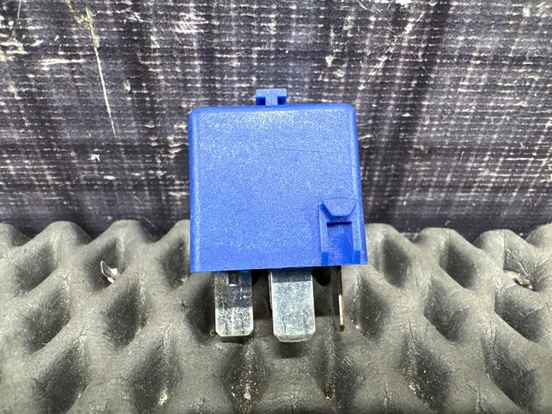 Реле, 163 рублей, Красноярск