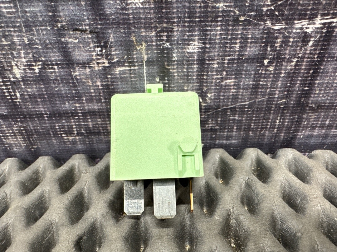 Реле, 163 рублей, Красноярск