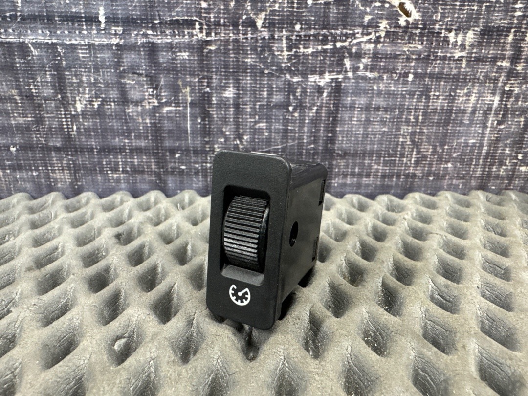 Кнопка яркости подсветки, 228 рублей, Красноярск