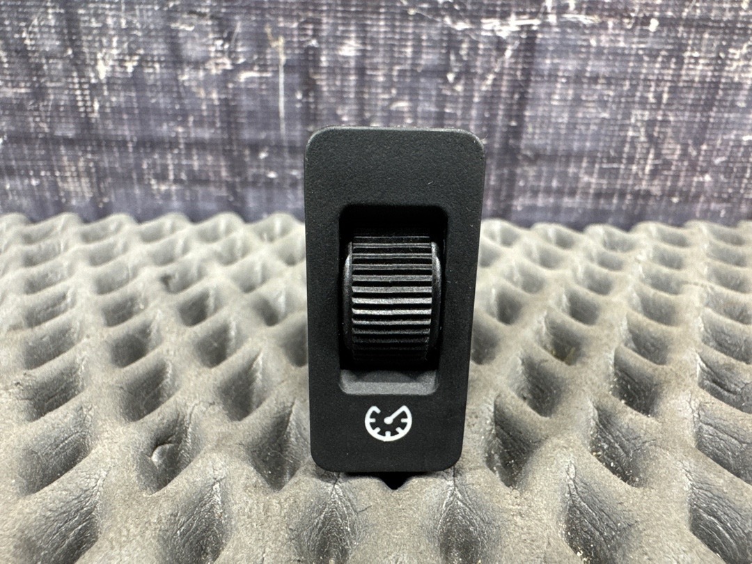 Кнопка яркости подсветки, 228 рублей, Красноярск