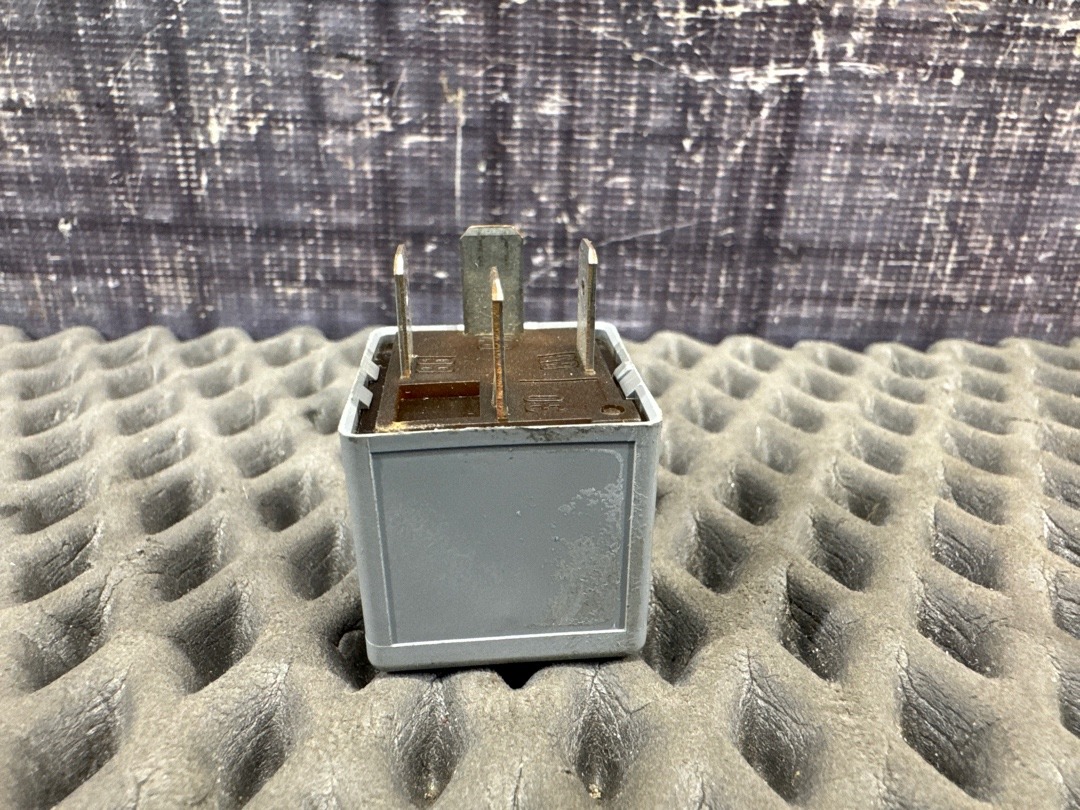 Реле, 233 рублей, Красноярск