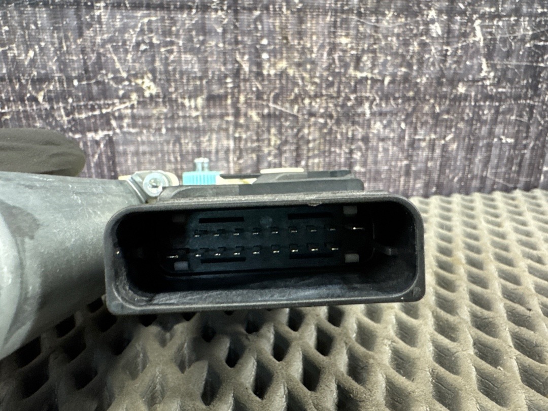 Мотор стеклоподъемника, 1500 рублей, Красноярск