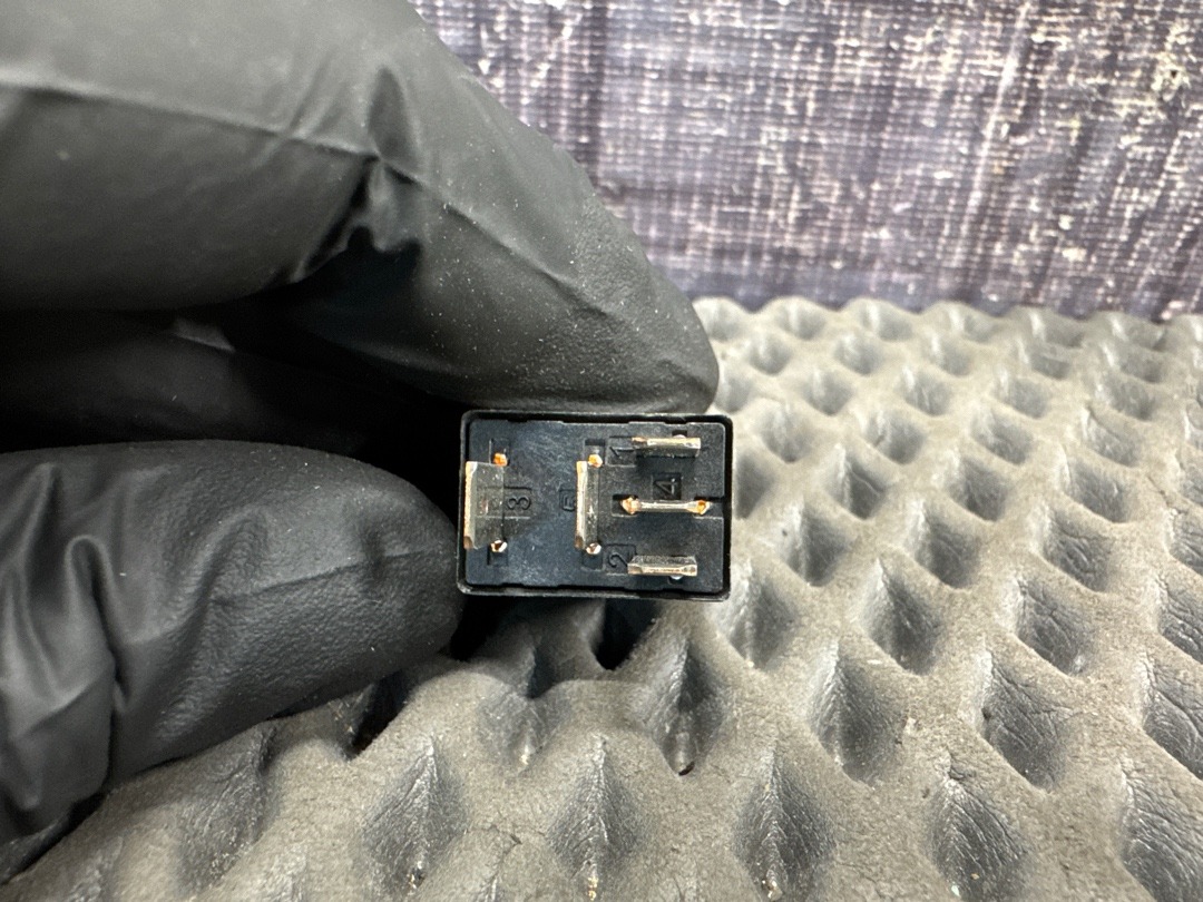 Реле, 300 рублей, Красноярск