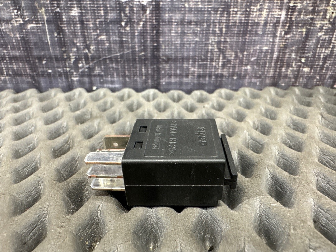 Реле, 300 рублей, Красноярск