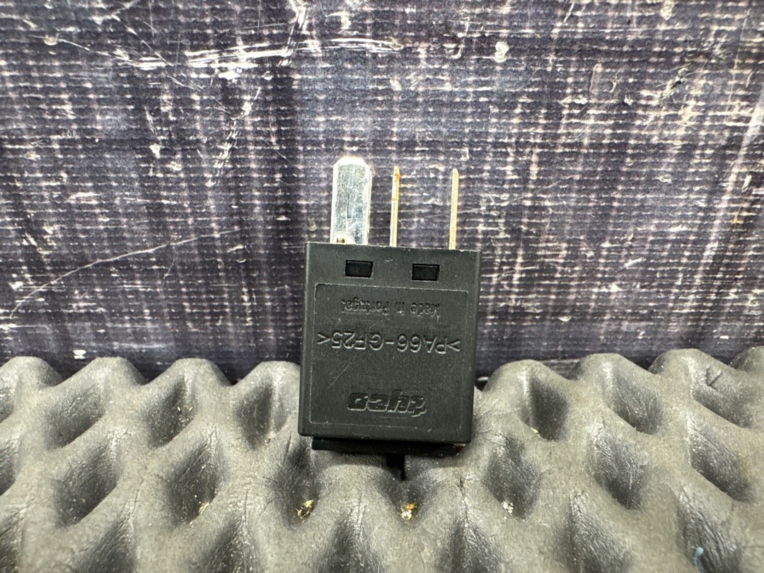 Реле, 300 рублей, Красноярск