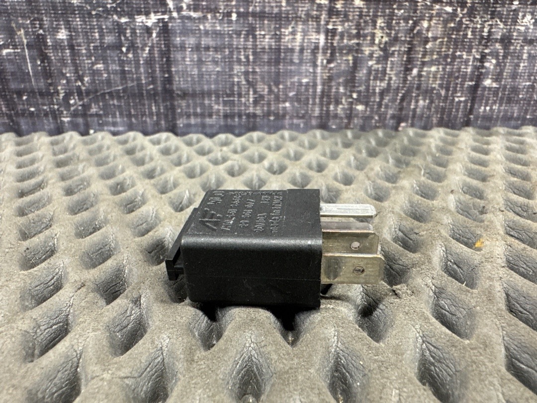 Реле, 300 рублей, Красноярск