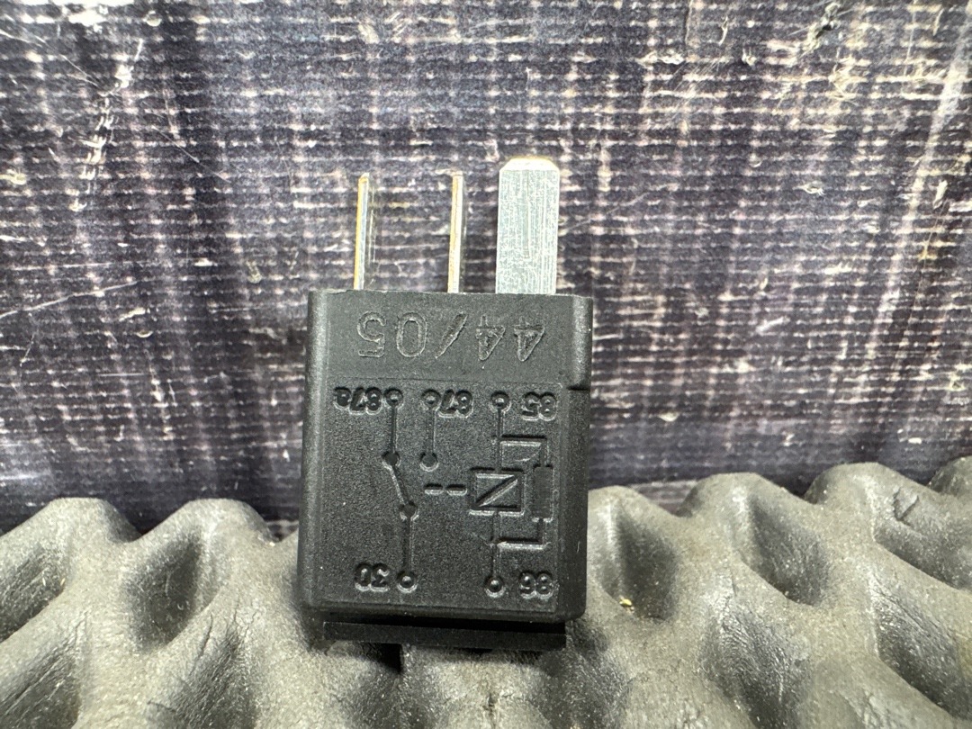 Реле, 300 рублей, Красноярск