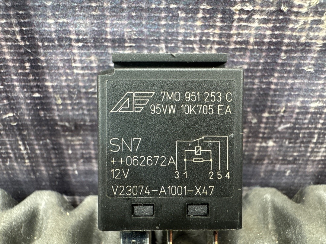 Реле, 300 рублей, Красноярск