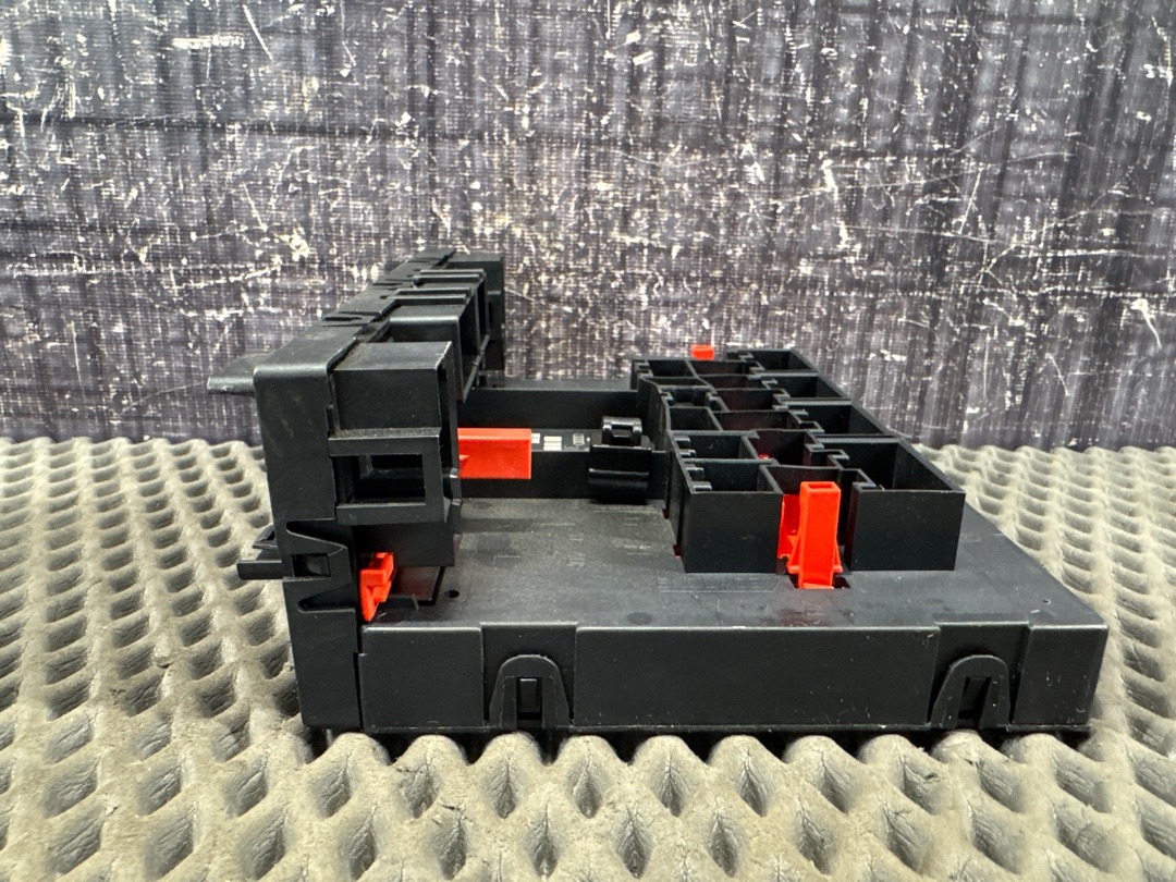 Блок управления бортовой сети, 2500 рублей, Красноярск