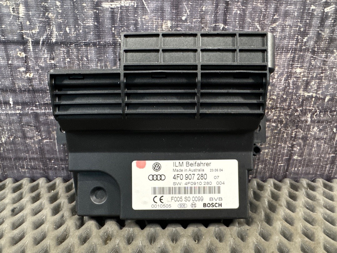 Блок управления бортовой сети, 1800 рублей, Красноярск