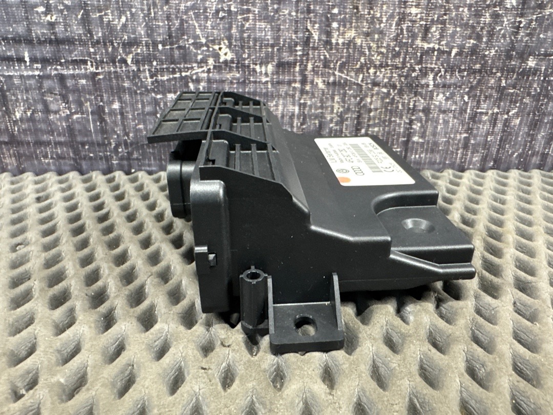 Блок управления бортовой сети, 1800 рублей, Красноярск