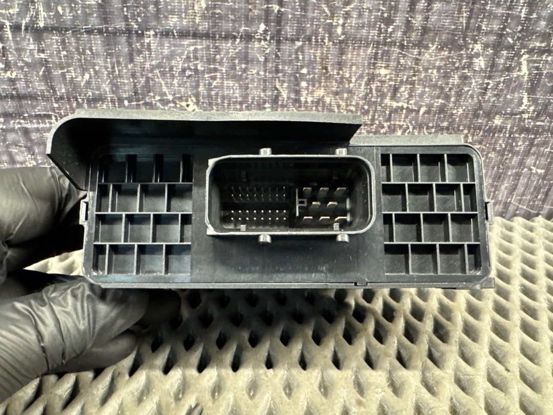 Блок управления бортовой сети, 1800 рублей, Красноярск