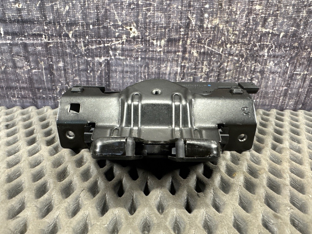 Замок крышки багажника, 360 рублей, Красноярск