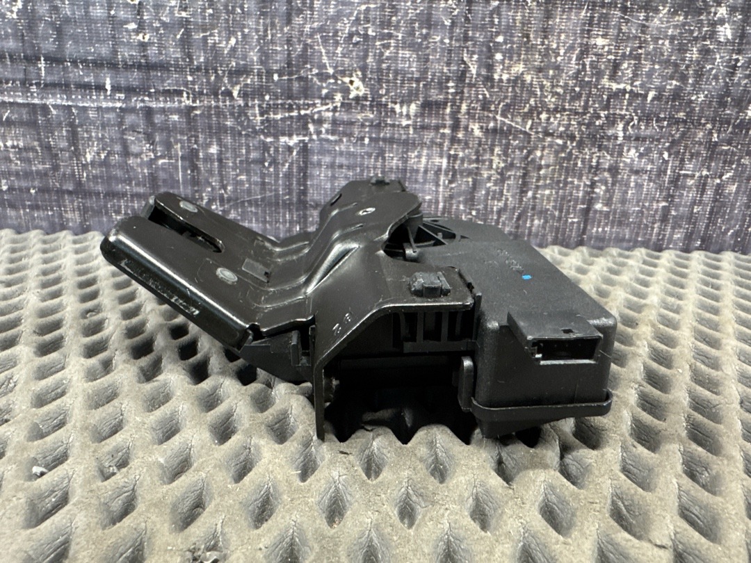 Замок крышки багажника, 360 рублей, Красноярск