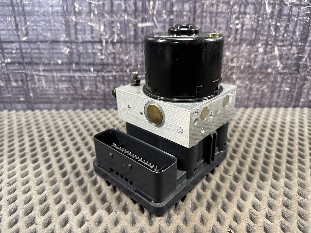 Блок ABS, 2520 рублей, Красноярск