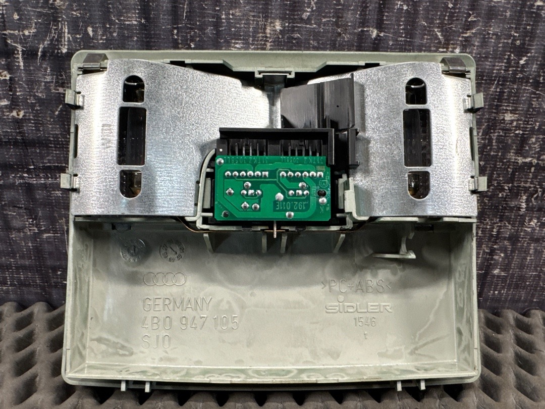 Плафон салона, 684 рублей, Красноярск