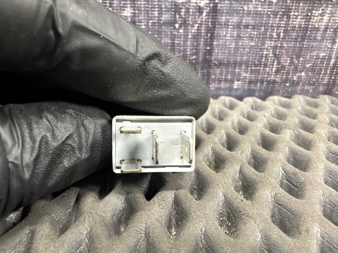 Реле, 300 рублей, Красноярск