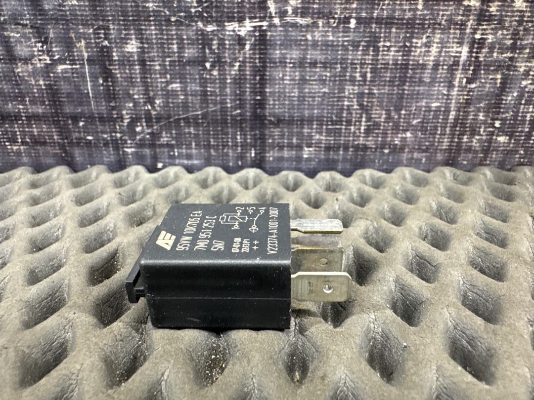 Реле, 300 рублей, Красноярск