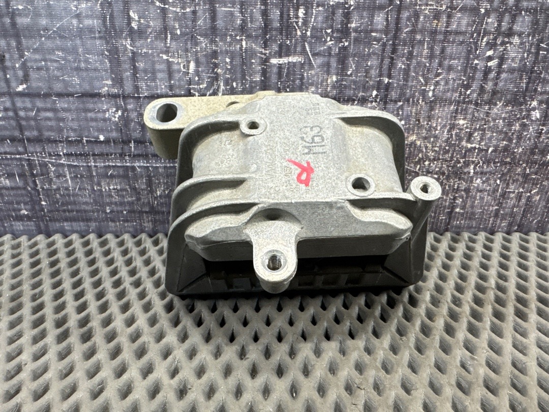 Подушка двигателя, 3730 рублей, Красноярск